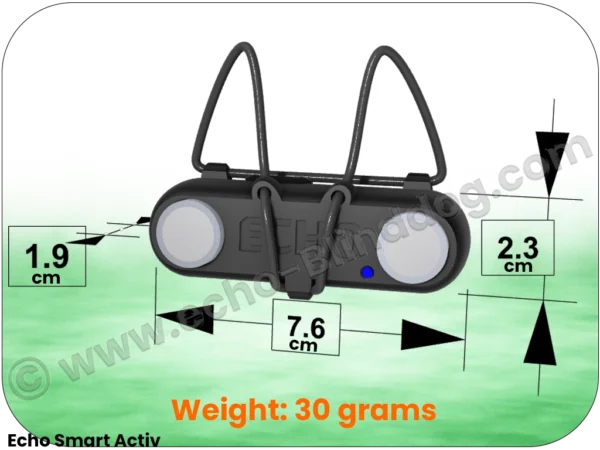 Dispositivo Echo Smart Activ per cani ciechi – leggero (30 g) con sensori a ultrasuoni, dimensioni compatte 7,6 × 2,3 × 1,9 cm.